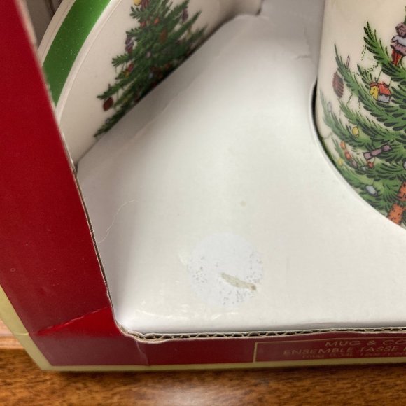 Spode Christmas Mug and Coaster Set - Picture 11 of 11